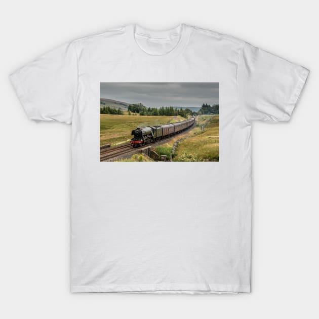 The "Flying Scotsman" on the Settle to Carlisle Railway T-Shirt by davehudspeth